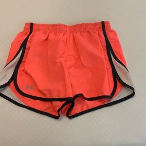 Under Armour athletic shorts size S